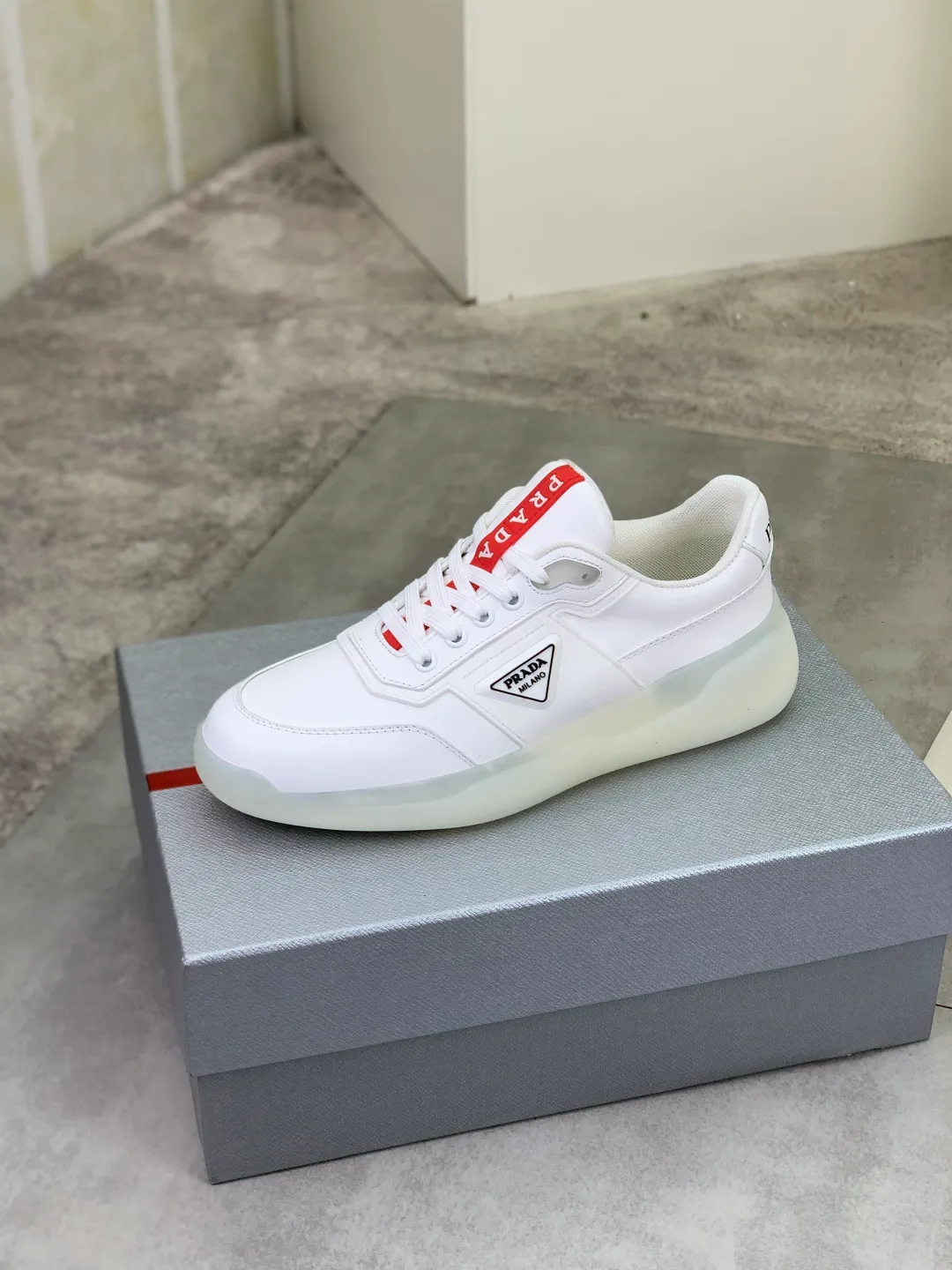 Men's men's shoes P600 💰【New style】Top quality, new popular models on the official website, which will never go out of style for a century, 🆘 The trendy brand (Prada) mainly promotes popular models, avant-garde and versatile fashionable men's shoes, privately molded, with cowhide splicing and 1:1 oil edge treatment... fashionable and simple, original imported cowhide with python skin, cowhide leather lining for feet; the atmosphere and personality are more fashionable, eye-catching and pursuing class. It will subvert the old idea and be a must-have for fashionistas who want to spend time with you! Must keep it! High-end comfortable and low-cost, high-end quality workmanship. Size: 38-45 4️⃣ colors available. full package